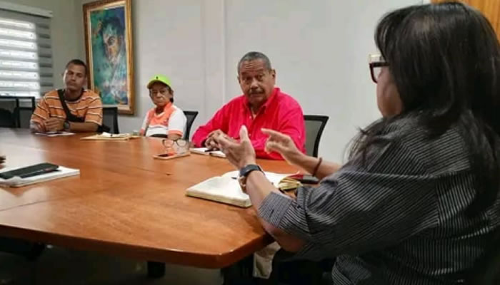 reunión con la comisión municipal del 1x10 del Buen Gobierno