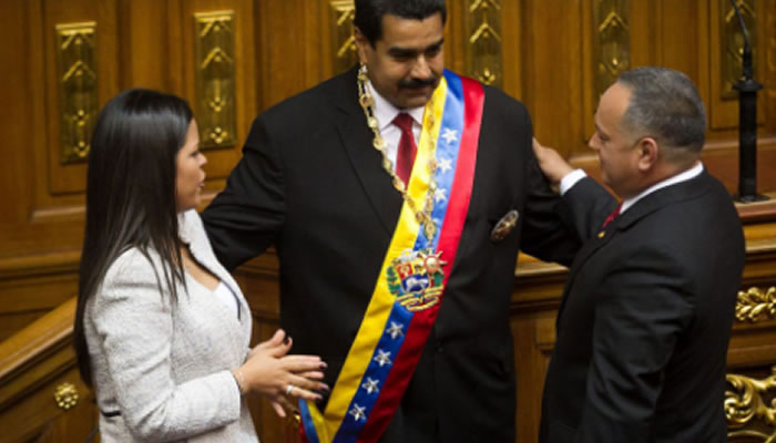 Segundo mandato: Crisis Humanitaria