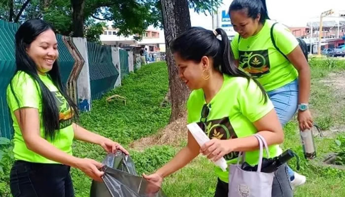 Embellecimiento del Parque de Recreación "Menca de Leoní"