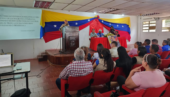 La Procuraduría del Estado Apure celebra los 25 años de la Constitución Venezolana con actividad educativa en Guasdualito
