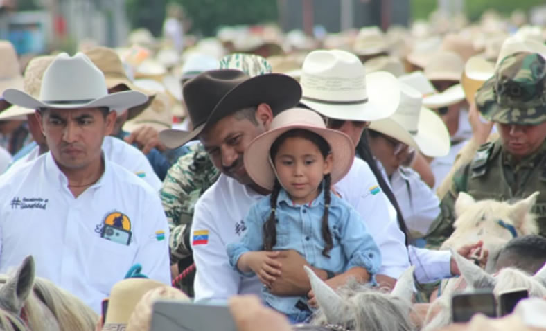 Guasdualito Celebró el Día Internacional de la Llaneridad con la Cabalgata Más Larga de Venezuela y Latinoamérica