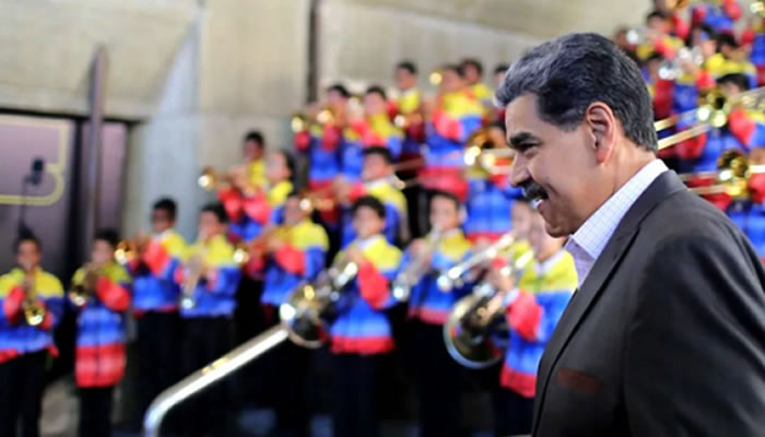 Maduro celebra el 50 Aniversario de la Orquesta Sinfónica de Venezuela con la exposición "Exposistema"