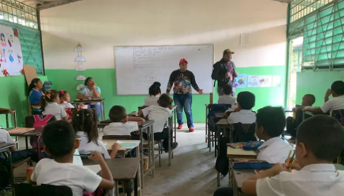 Promueven valores de paz en estudiantes de la E.P.B Carmelo José Mújica