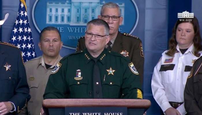Sheriff de Florida advierte a manifestantes con contundente mensaje