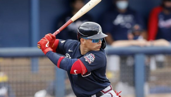 William Contreras conecta jonrón clave pero Brewers caen en extras