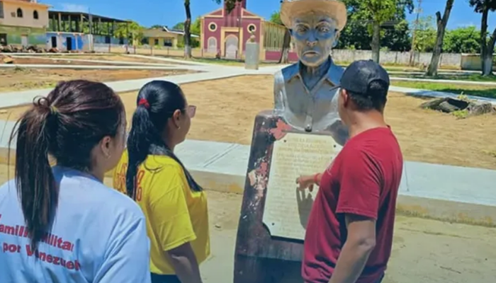 San Rafael de Atamaica avanza hacia la transformación urbana con la restauración de su plaza principal