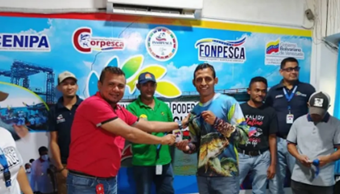 MinPesca Apure consolida su presencia territorial con entrega de credenciales a trabajadores
