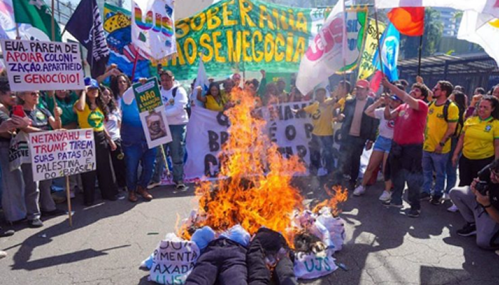 Protestas en Brasil contra EE.UU.: Queman efigie de Trump y banderas en rechazo a sanciones