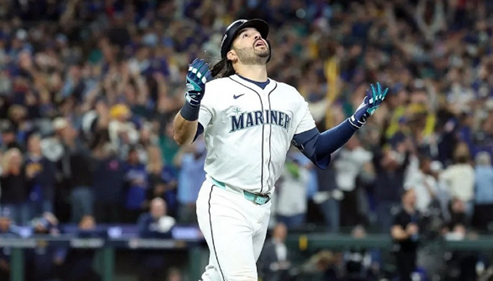 Eugenio Suárez impulsa a los Marineros a las puertas de la Serie Mundial con grand slam