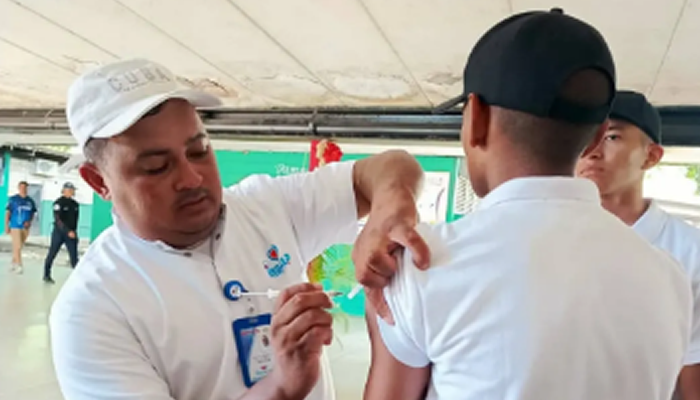 La UNES en Apure impulsa el bienestar integral con una jornada de vacunación