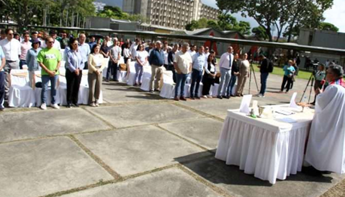 Universidad Central de Venezuela Rinde Homenaje a las Víctimas del Ataque del 3 de Enero