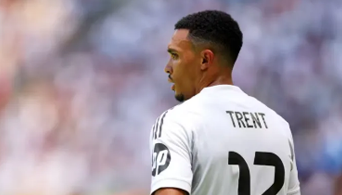 Alexander-Arnold Retorna a los Entrenamientos con el Real Madrid