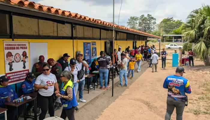 Jornada "Amor en Acción" beneficia a más de 2.600 habitantes de la Comuna Alí Primera en el municipio Páez