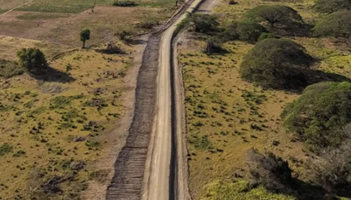 Gobierno de Apure rehabilitó más de 1.800 kilómetros de vialidad agrícola en 2025, conectando zonas productivas en los siete municipios