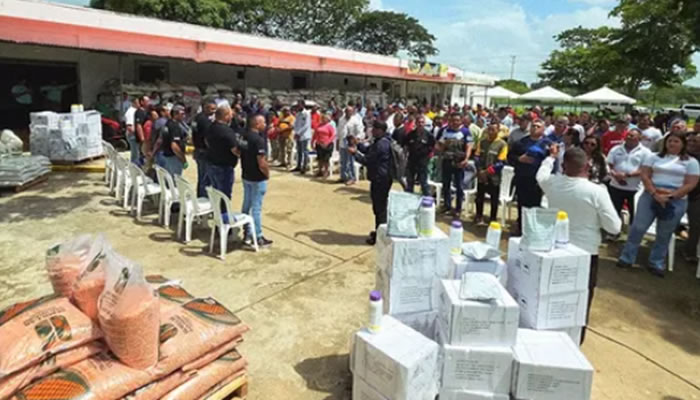 Apure Potencia Su Motor Agroproductivo Con Entrega De Financiamiento Para 2.500 Hectáreas De Maíz A Productores Comunales