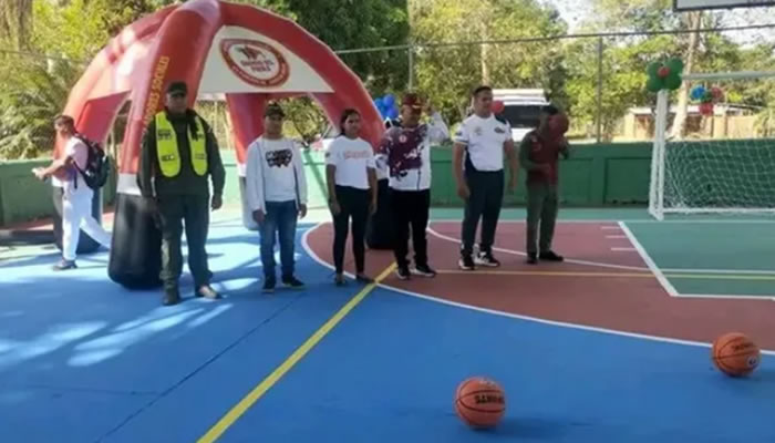 Plan "Mi Cancha Bonita con la Juventud" rehabilitó integralmente la cancha del sector Mata de Caña en municipio Muñoz