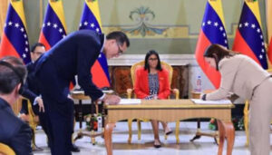 Presidenta (E) Delcy Rodríguez Recibe A Delegación De EE.UU. Y Firma Nuevos Acuerdos Energéticos Bajo El Modelo Ganar-Ganar