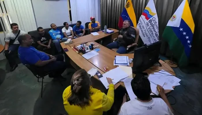 Mincyt y CDCE diseñan plan conjunto para fortalecer formación científica en escuelas de Apure