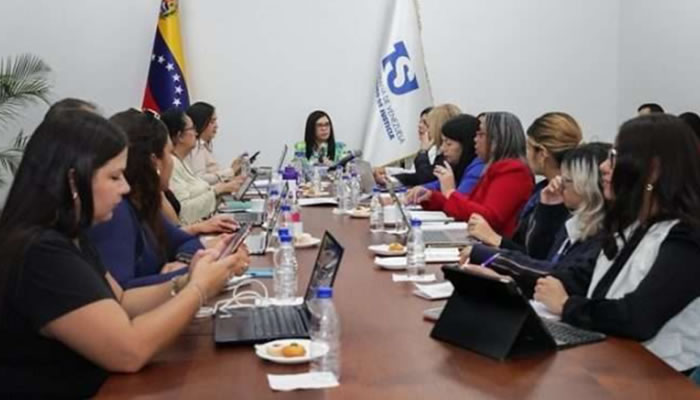 Avanza redacción de reglamento de ley contra violencia de género para optimizar respuesta del Estado venezolano