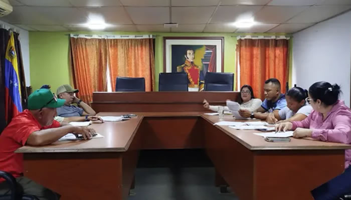 Concejo municipal de Biruaca instaló mesa de trabajo para crear el Instituto Municipal de la Mujer