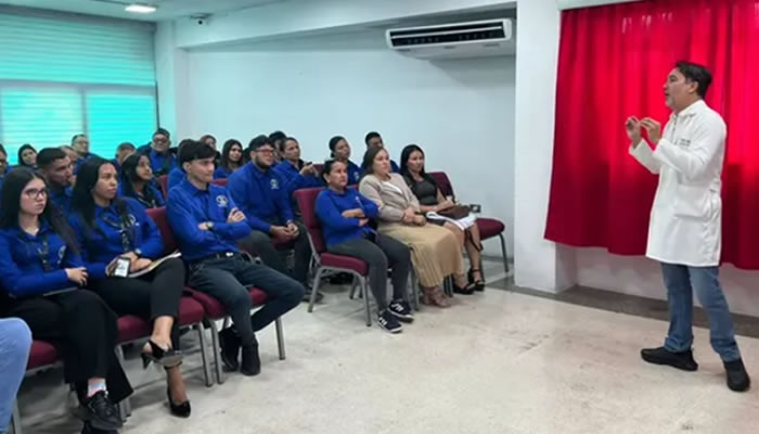 Programa “Educación Para La Salud” Capacita A Trabajadores De La Contraloría De Apure En Manejo Del Asma Bronquial