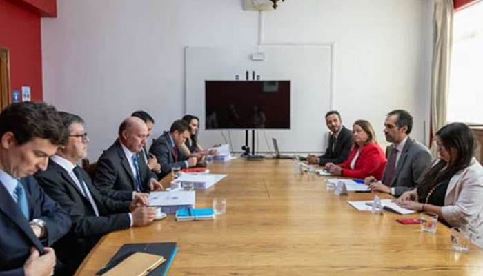 Congreso Chileno Evalúa Solicitud De Juicio Político Contra Exministro Nicolás Grau