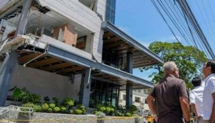 A 45 Se Eleva La Cifra De Muertos Que Dejó El Sismo De 7,8 En Filipinas