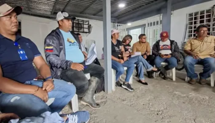 Concejo Municipal De San Fernando Coordina Plan De Revisiones Técnicas Con Gremio De Ingenieros Tras Sismos
