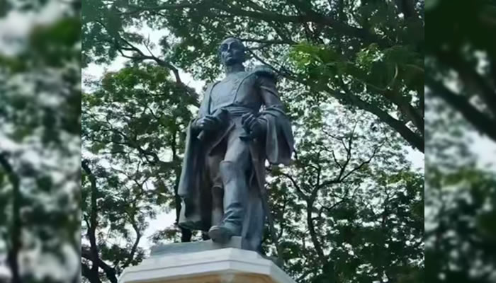 Habitantes De San Fernando Celebran La Rehabilitación De La Emblemática Plaza Bolívar