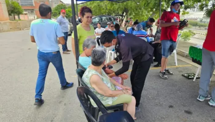 Insalud Apure Despliega Equipo Médico En La Guaira Para Atender A 356 Familias Damnificadas Por Sismos