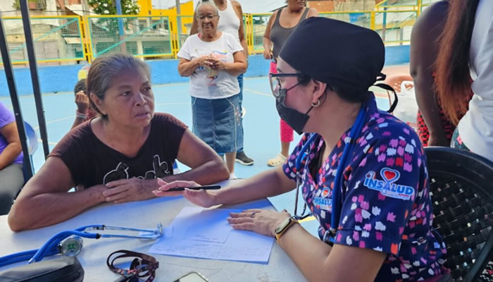 Doctora Apureña relata su experiencia en La Guaira