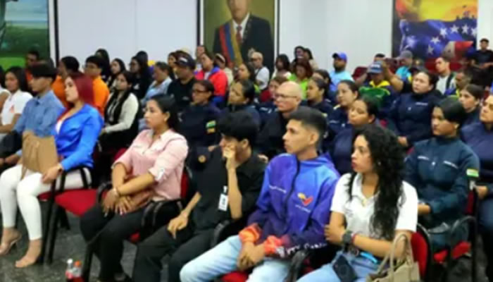 Gobernación De Apure Capacitó A Equipos De Prensa En Uso De Inteligencia Artificial Para Optimizar La Comunicación Institucional