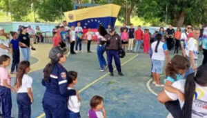 Bomberos Acompañaron Plan Vacacional 2026 En La Escuela “Mitilio González” De Apure