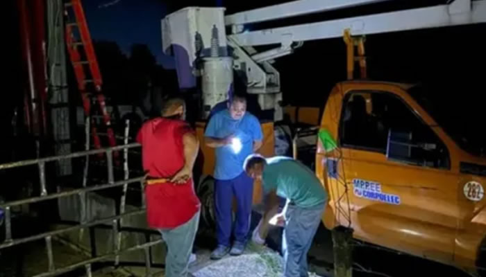 Corpoelec Restablece Servicio Eléctrico En Sector El Mamón I De Mantecal Tras Sustitución De Transformador