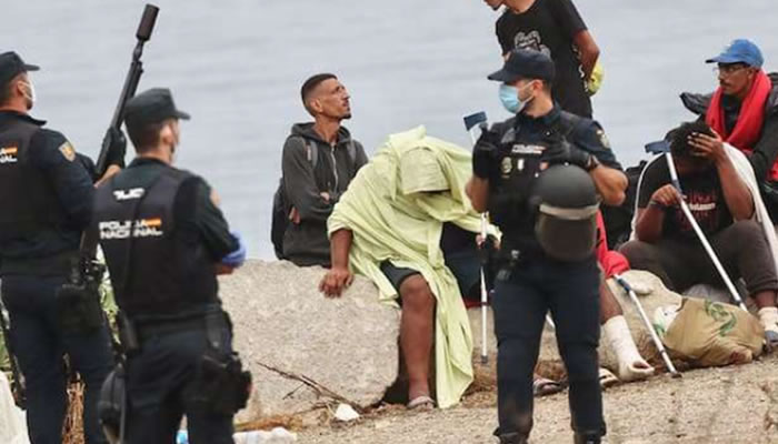 Detienen En España A Traficantes De Migrantes Que Operaban Desde Ceuta Cobrando Hasta 8.000 Euros Por Persona