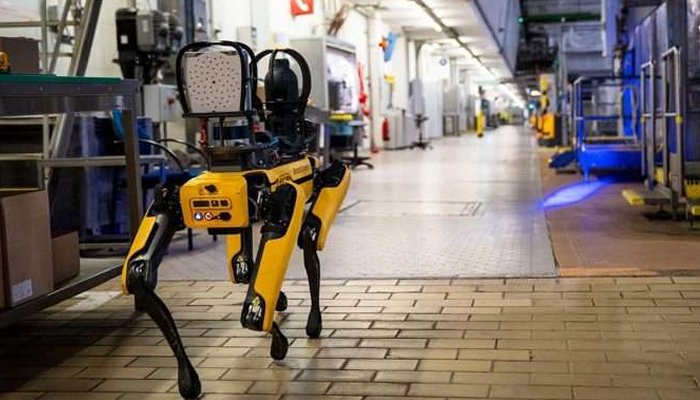 EEUU Invertirá en Perros Robots y Guantes Eléctricos para Operativos del ICE