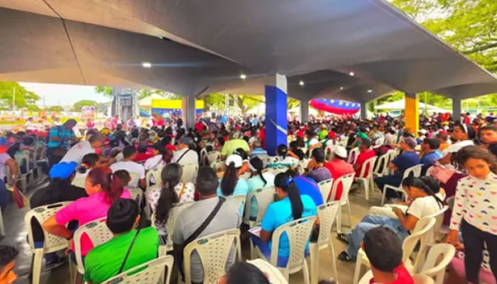Gobierno Nacional entrega más de 400 mil dólares en financiamientos para comunas de Apure