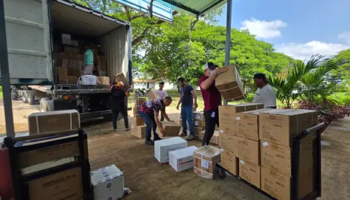 Ejecutivo Nacional envía más de 213.483 unidosis de insumos médicos a Apure