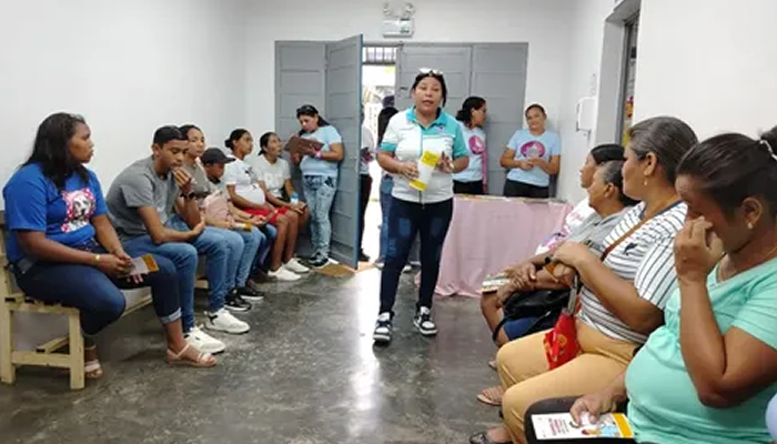 Gobierno regional acerca salud preventiva y orientación reproductiva a mujeres de San Rafael de Atamaica