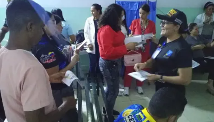 Senamecf Apure dicta taller sobre documentación legal a personal de salud en Mantecal