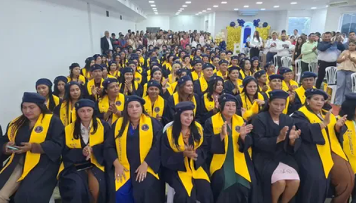 155 nuevos profesionales se graduaron en la UBV eje Ríos Orinoco-Apure