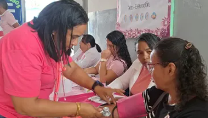 Insalud desplegó jornada especial de atención médica y pesquisa de cáncer de mama en Apure