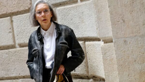 Poetisa canadiense Anne Carson es galardonada con el Premio Nobel de Literatura 2026