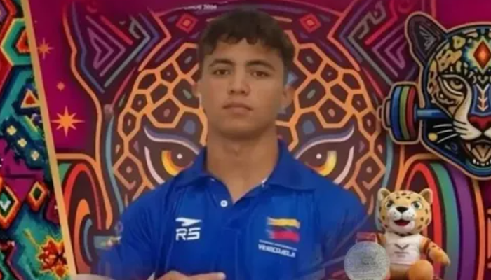 Pesistas apureños brillan en el Campeonato Panamericano de Levantamiento de Pesas en México