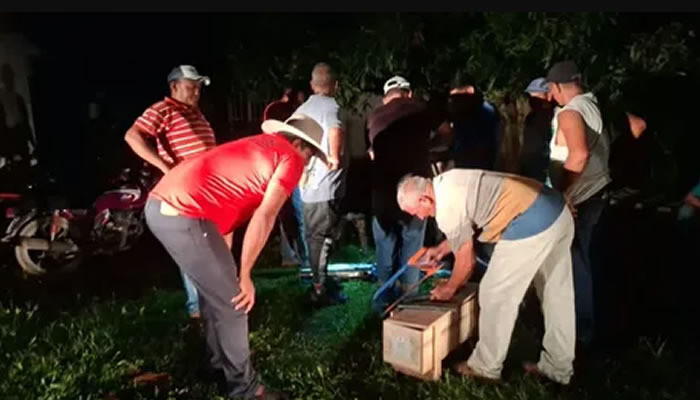 Instalan equipo de bombeo en pozo profundo Las Tres Edit de Apure
